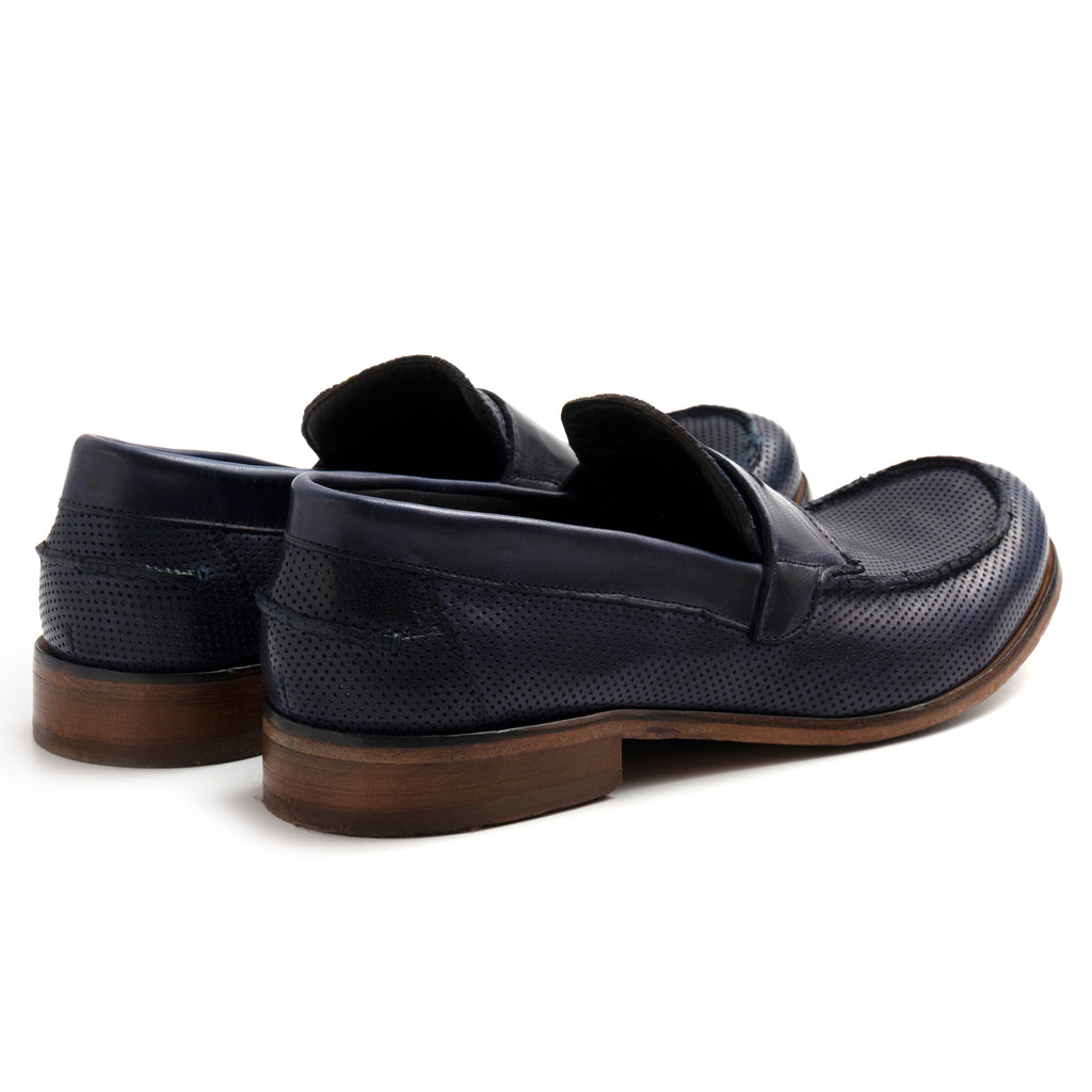Mocassino uomo JP David in pelle microforata blu