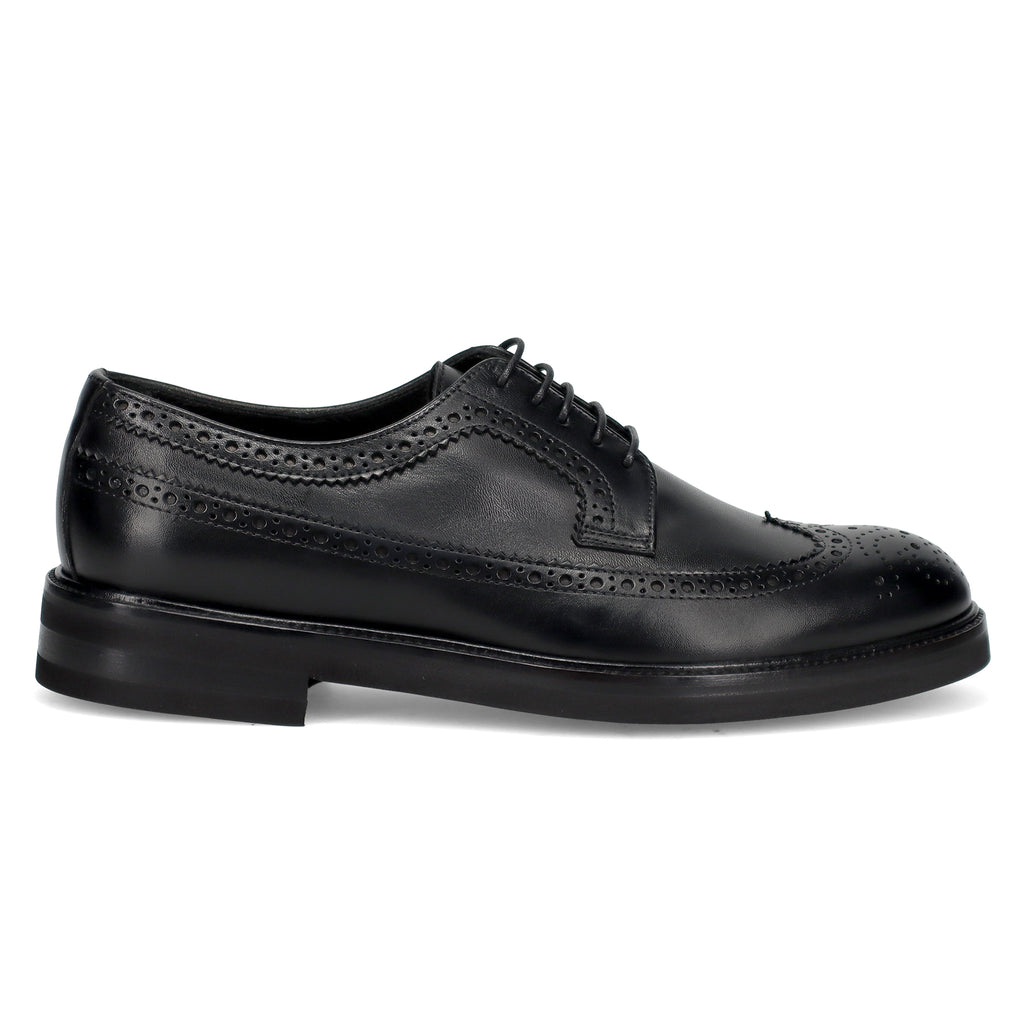 J. WILTON: Scarpa stringata derby formale da uomo in morbida nera con bucature e suola in gomma extralight