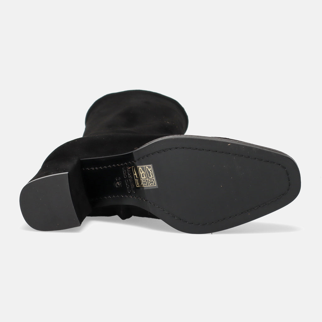 AI22---lorenzo masiero---W193604STRETCH VELOUR NERO_4_P