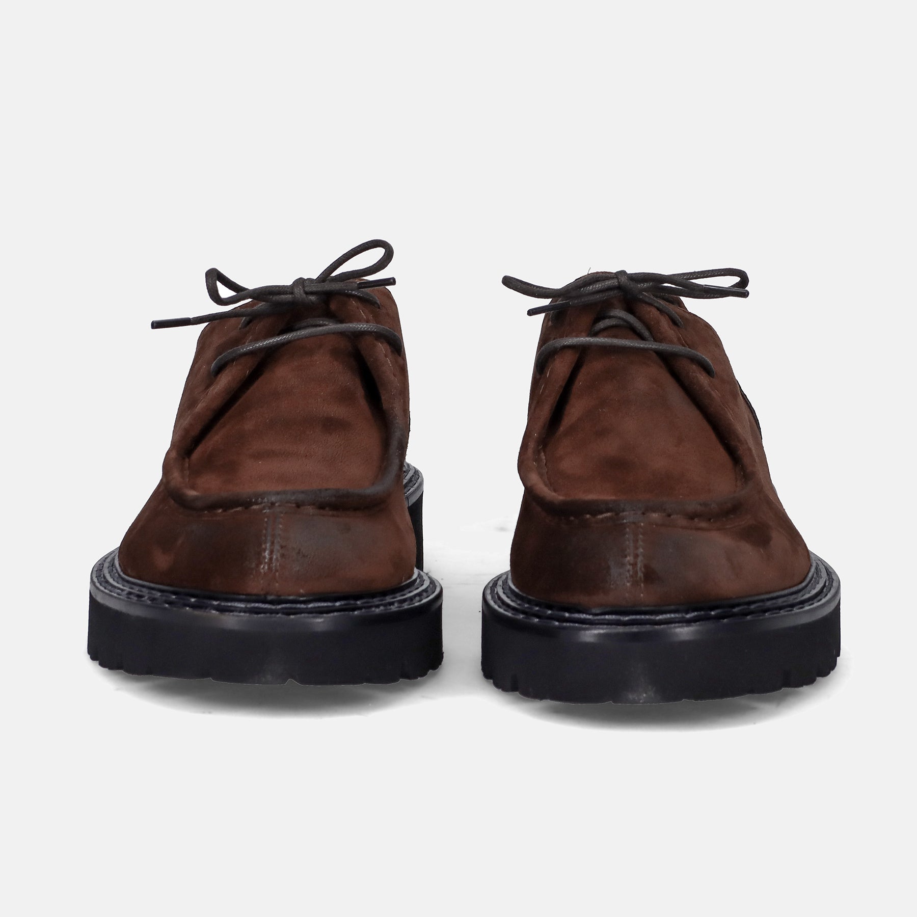 AI23---pawelks---22801YUKON CASTAGNO_2_P
