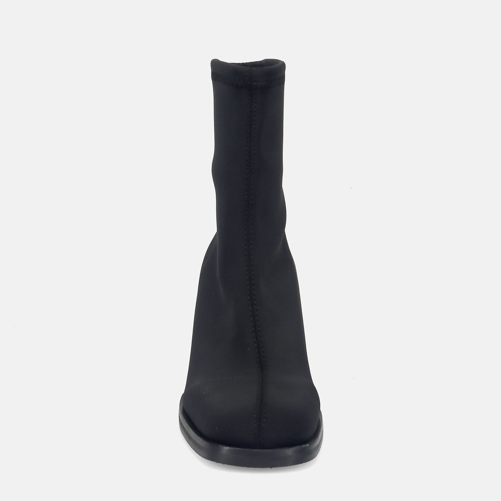 AI24---miss elastic---876210-0605-NEGRO_2_P