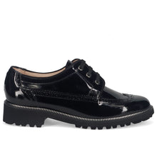 Derby brogue