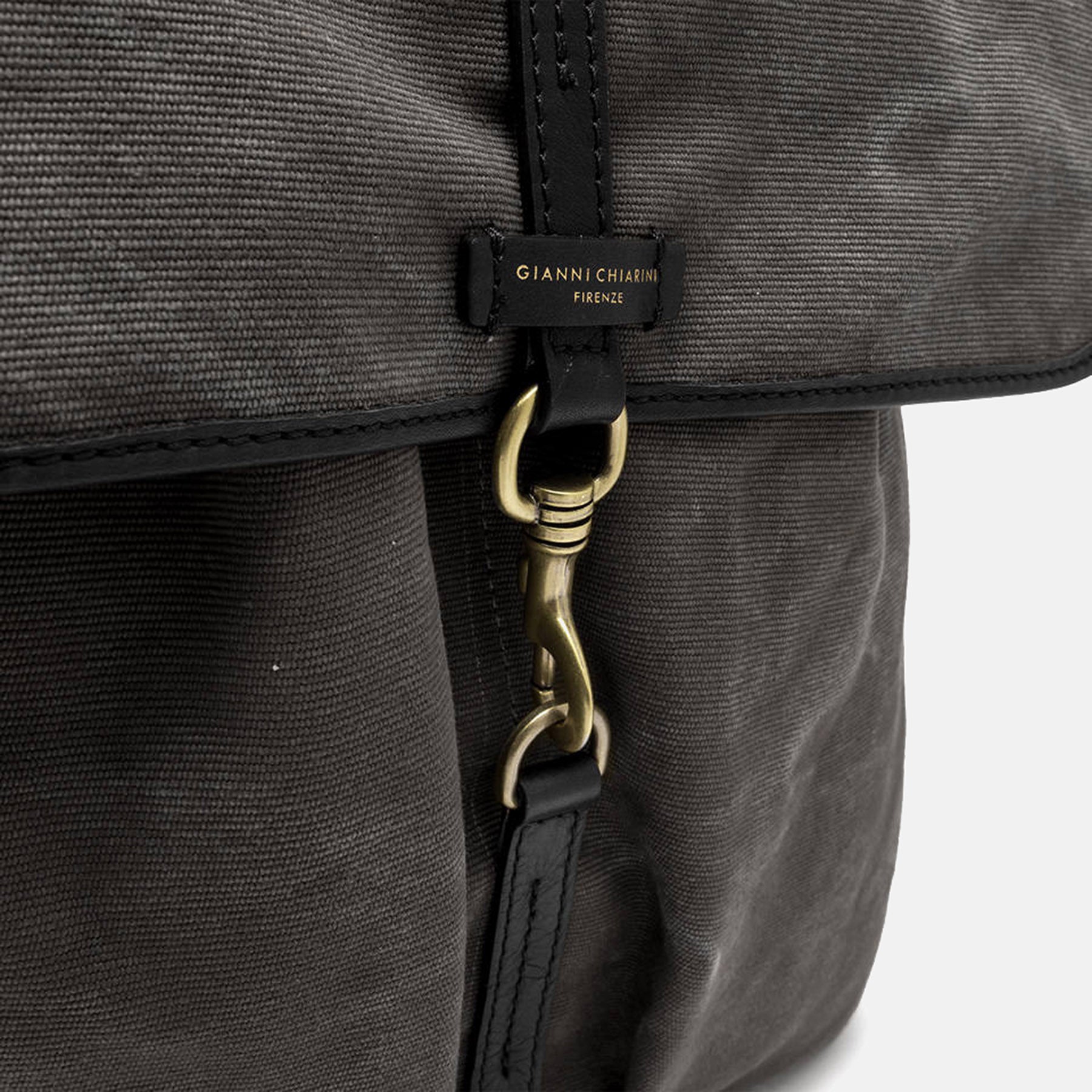 AI25---gianni chiarini---11628 TD1657 GRIGIO NERO_5_P