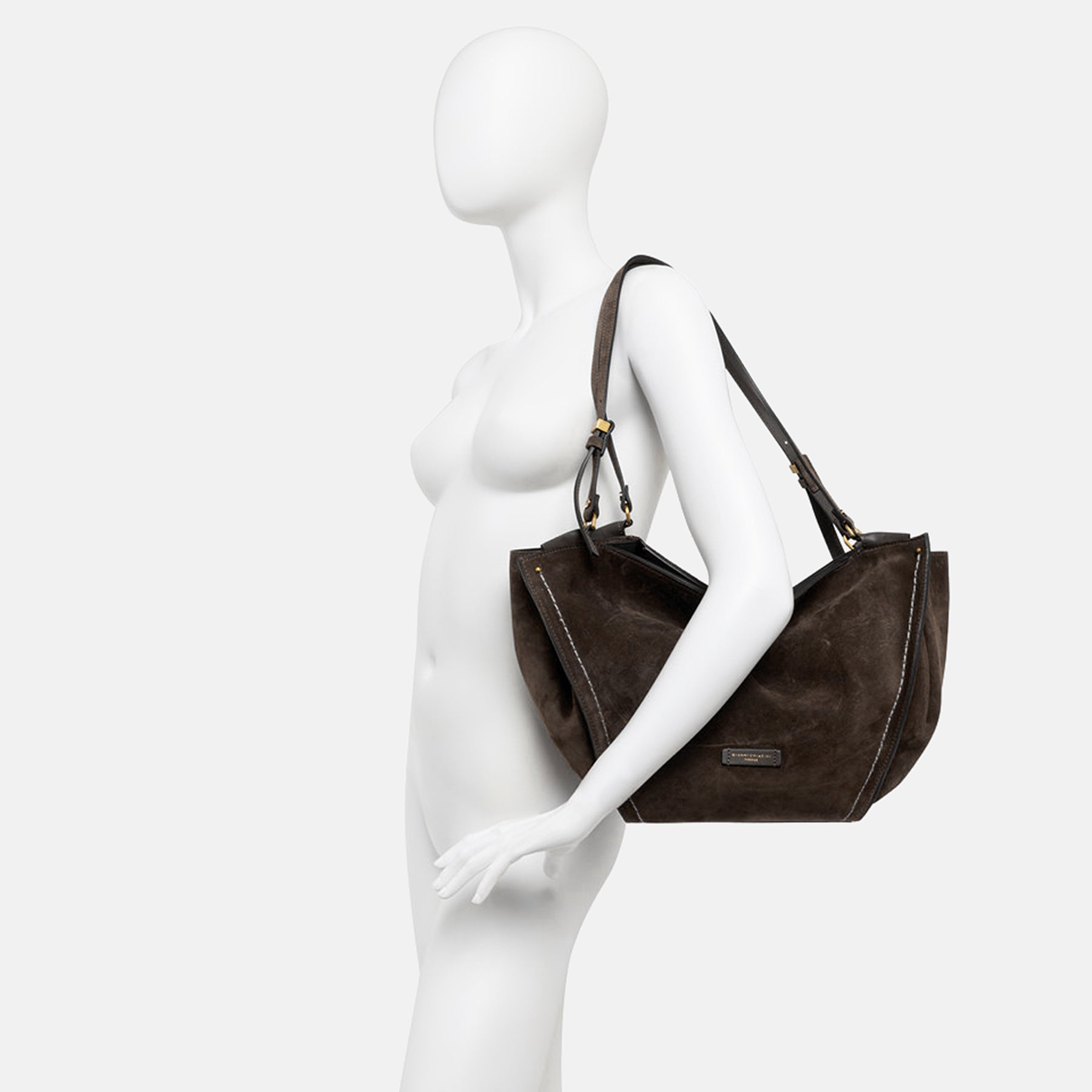 AI25---gianni chiarini---BS12037 CM-PL974 MOKA_5_P