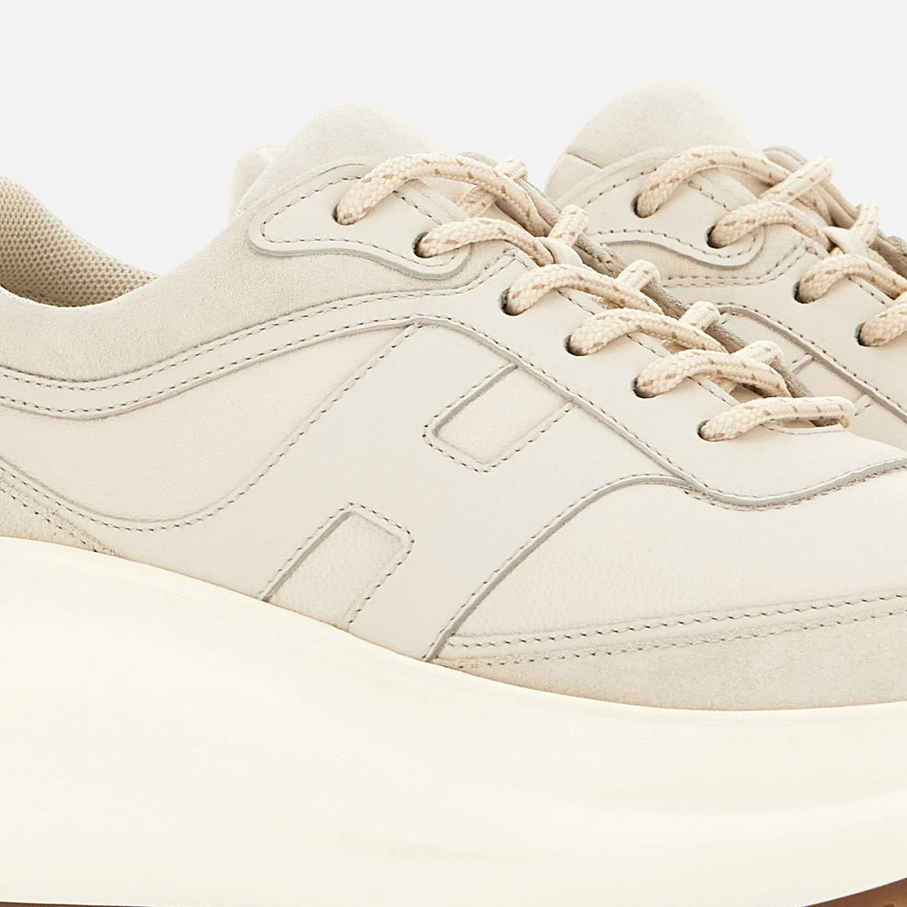 AI25---hogan---HXW6960FW10UOV0YBB_5_P
