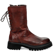 Biker boot sangria