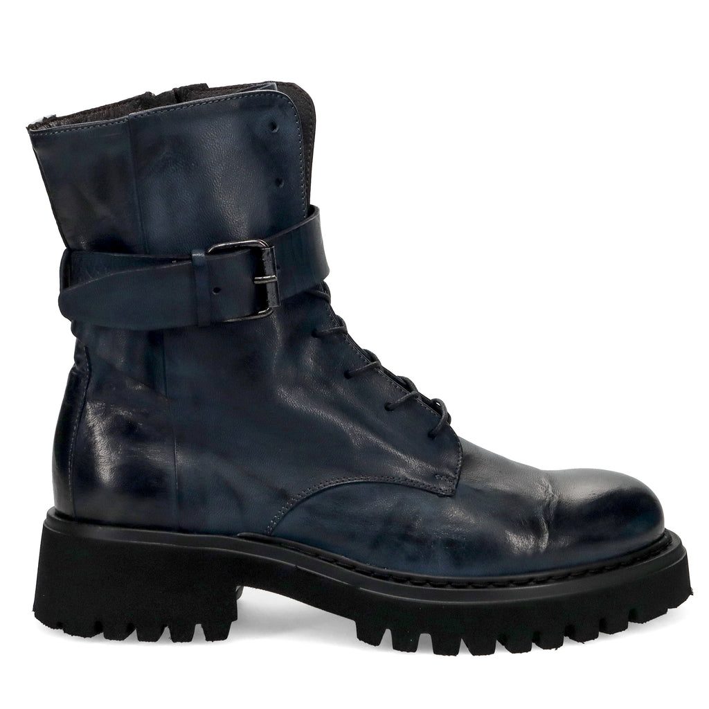 AI25---pawelks---W1015CRUST BLU