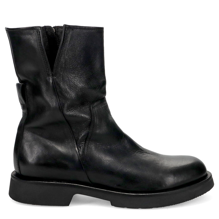 AI25---pawelks---W1172CALIF NERO