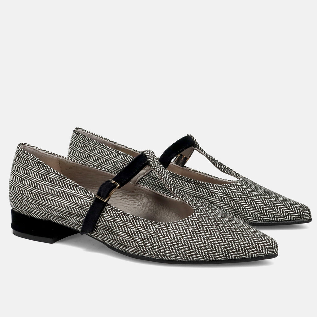 AI25---stringart---BL MJ BALLERINE CLOE_1_P