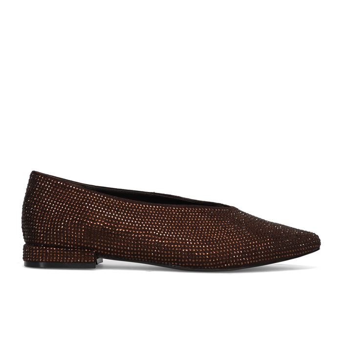 CRISTIN: Raffinata scarpa flat a punta da donna in tessuto e strass marrone con scollo a "V"