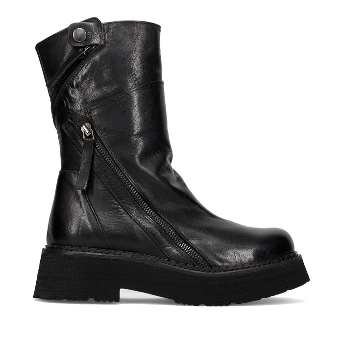 History541: Stivaletto da donna in morbida pelle nera con zip diagonale e suola alta super leggera