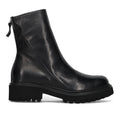 History541: Stivaletto da donna in morbida pelle nera con zip diagonale e suola dentellata