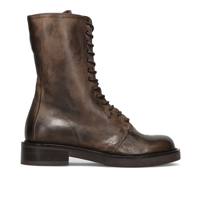 PAWELKS: Stivaletto stringato da donna in pelle vintage tamponata marrone chiaro
