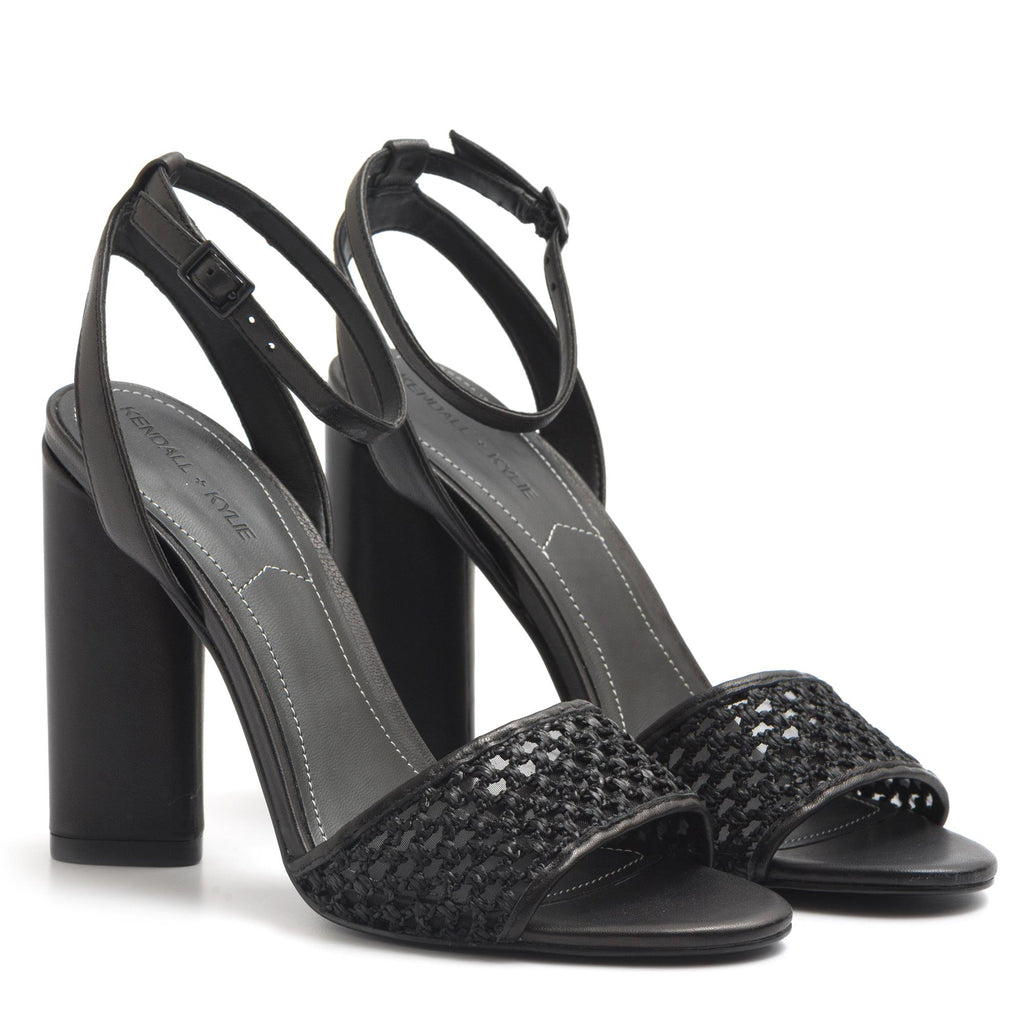Sandalo Kendall + Kylie Genna nero con tacco alto
