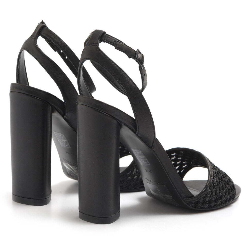 Sandalo Kendall + Kylie Genna nero con tacco alto
