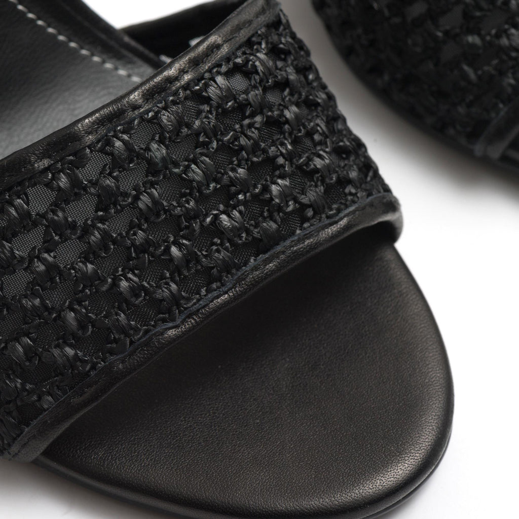 Sandalo Kendall + Kylie Genna nero con tacco alto