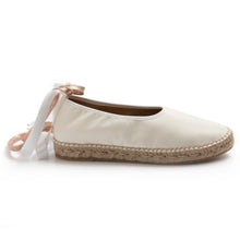 Espadrillas oa non-fashion in pelle avorio con lacci