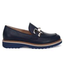 Mocassino da donna officine venete in pelle blu con morsetto oro