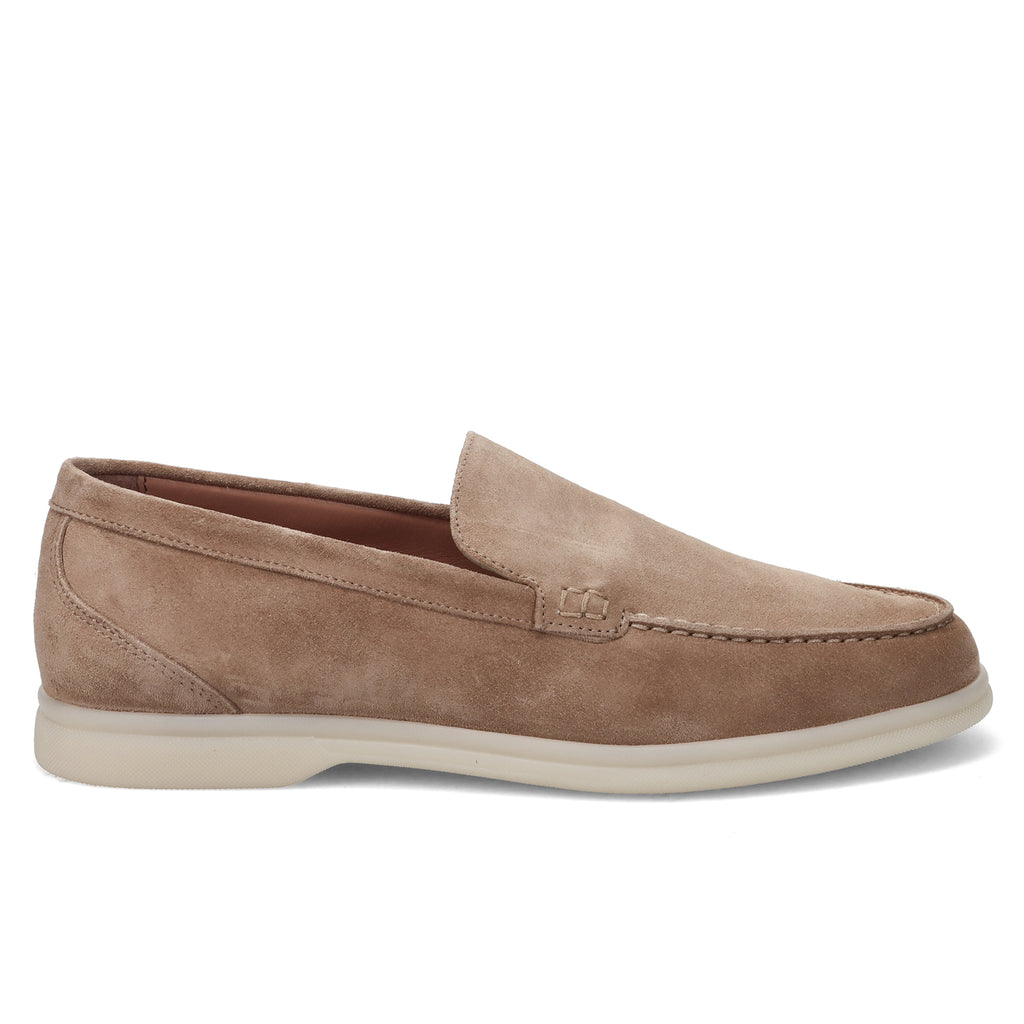 PE24---triver flight---772 01PEACH NOYSETTE