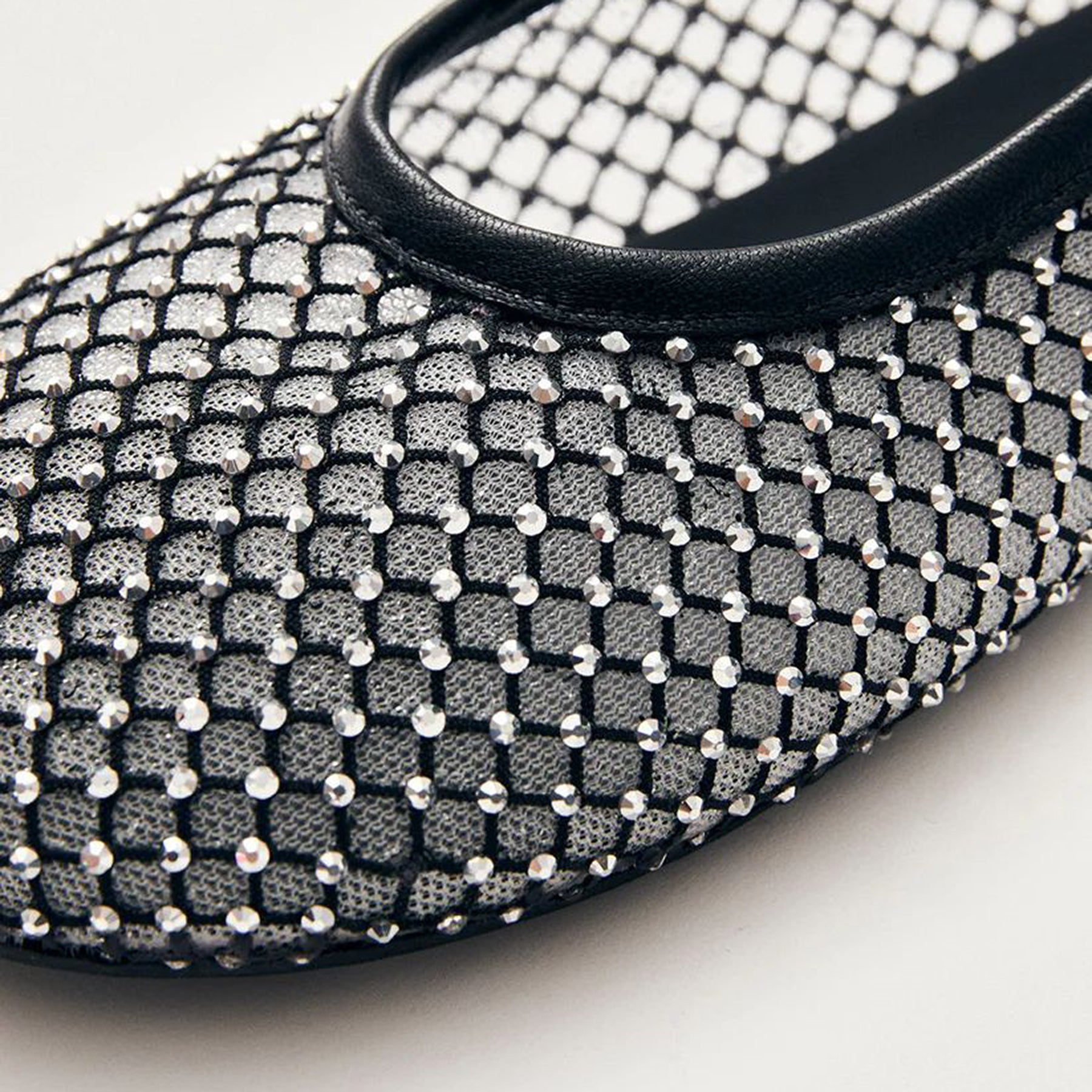 PE25---alohas---LORAIN MESH GLOW BLACK_3_P