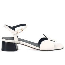Sandalo da donna claudia peruzzini in pelle bianca con tacco comodo