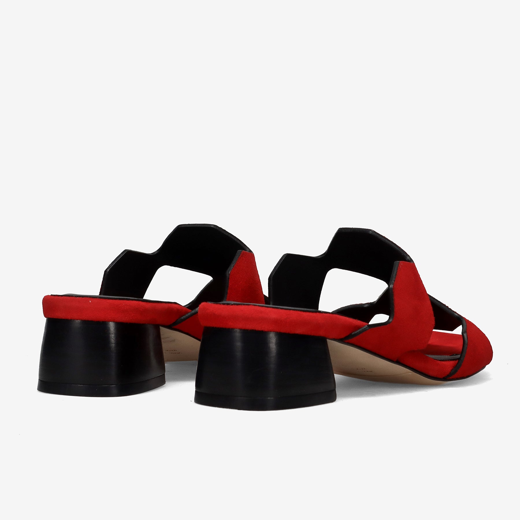 PE26---claudia peruzzini---2608CAMO ROSSO_2_P