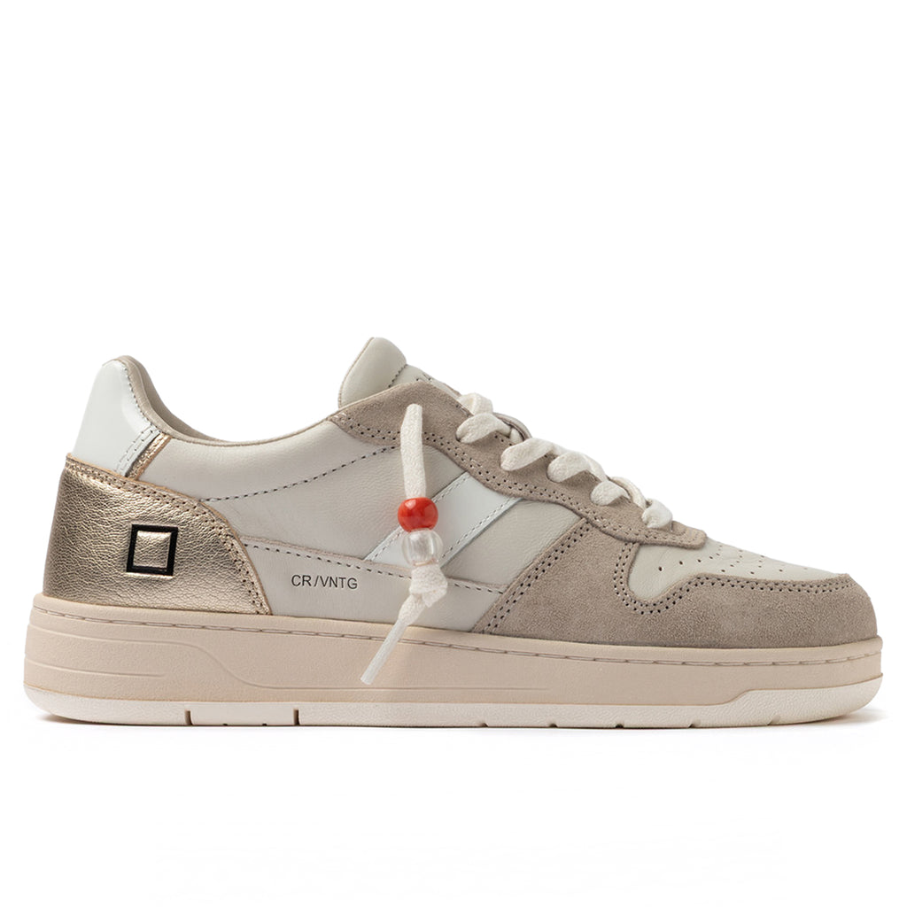 D.A.T.E.: Sneaker da donna D.A.T.E. Court 2.0 in nappa avorio suede taupe e pelle platino