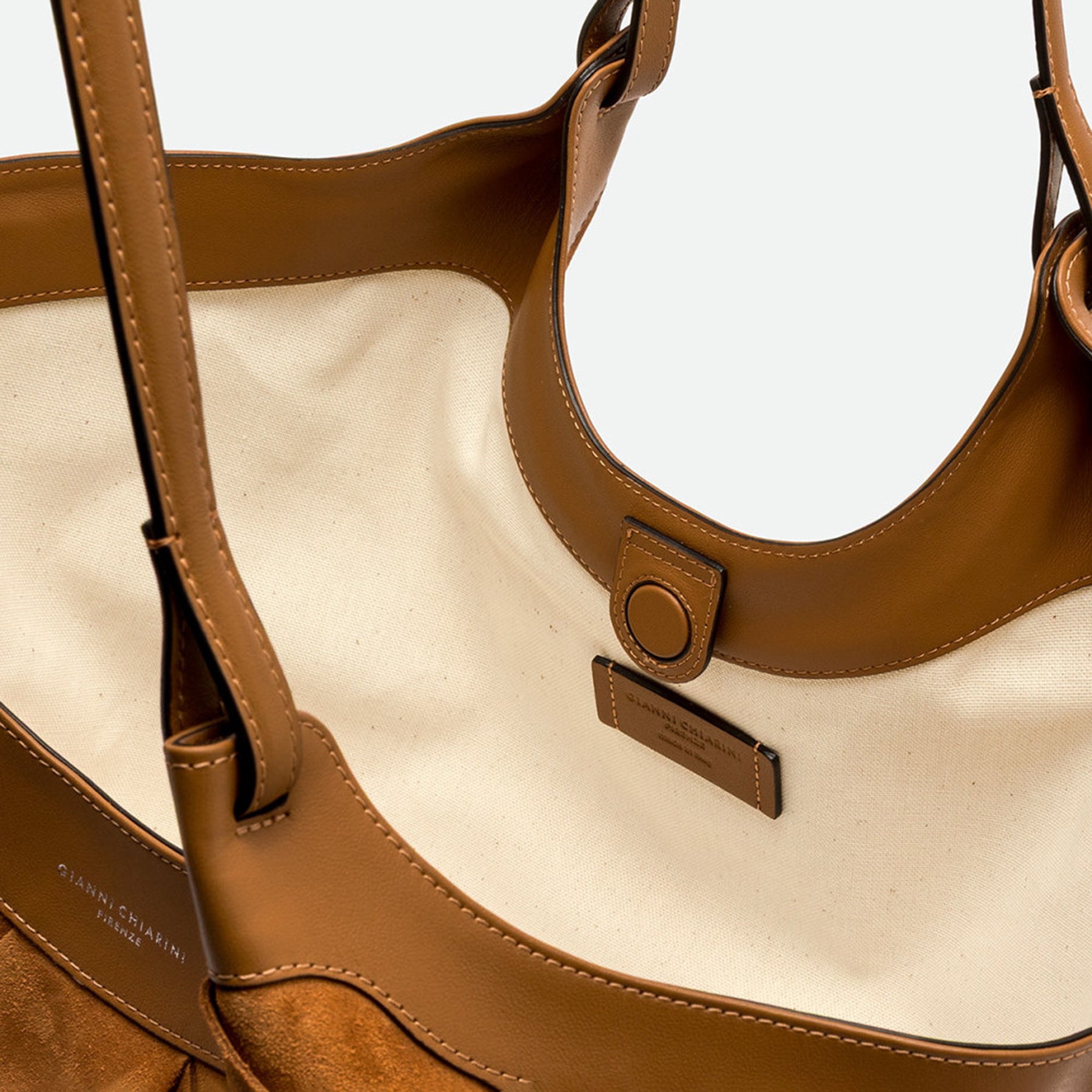 PE26---gianni chiarini---12350 INT-CM1478_5_P
