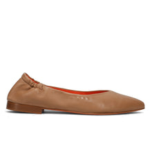 Ballet nappa nude