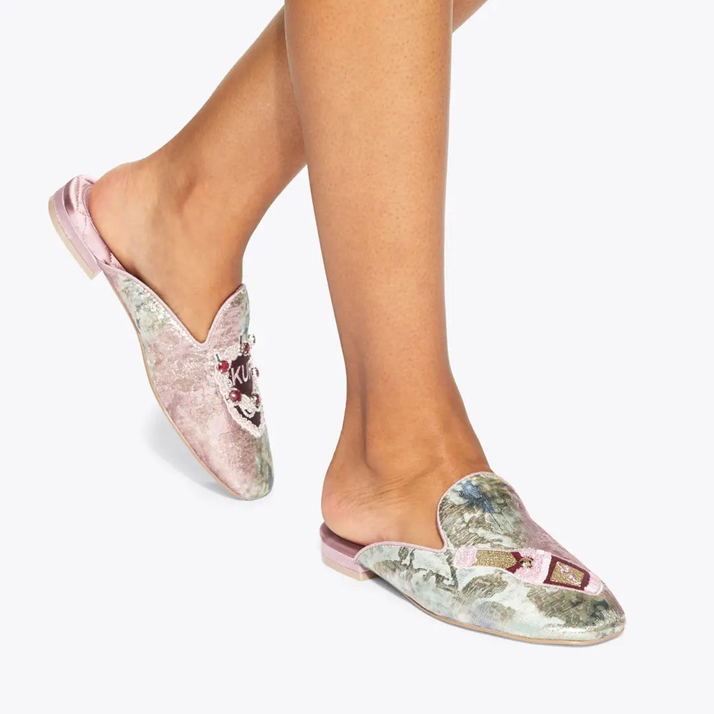 PE26---kurt geiger---EMBROIDERED 791_1_P