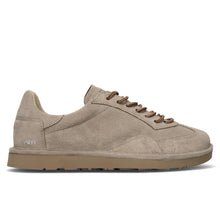 P011 aura suede taupe