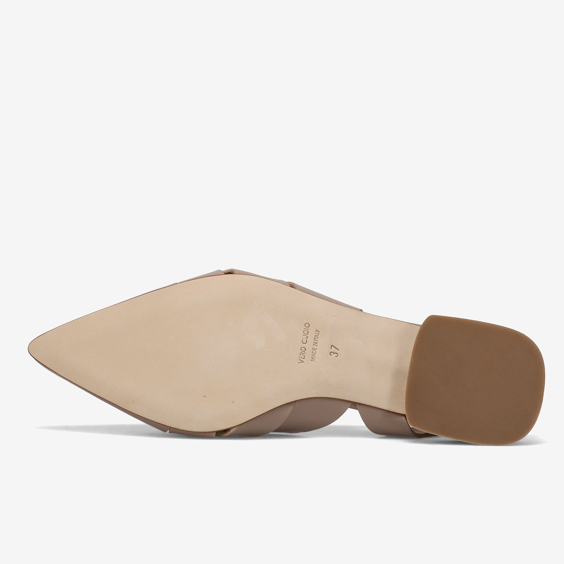 PE26---sangiorgio---148 LIVIA VERLUX SABBIA_5_P